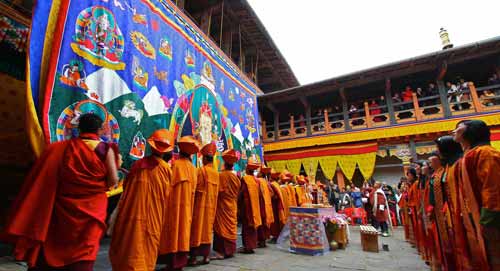 Big scroll ceremony in Bhutan FT4.