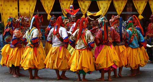 The dancing monks of Bhutan FT4.